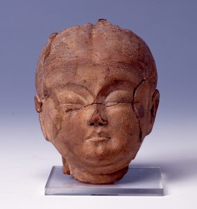 雪野寺跡　塑像片　童子頭部（京都大学博物館蔵）